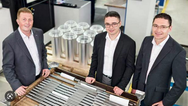 Führungsriege Schubert Fertigungstechnik Führungsriege Schubert Fertigungstechnik